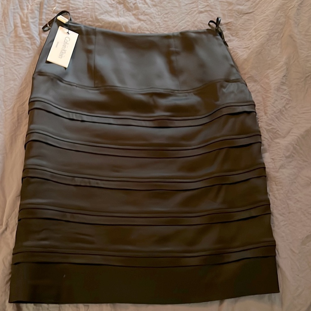 New with tags Calvin Klein pencil skirt
